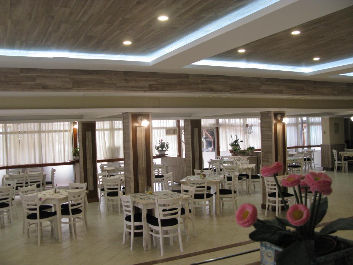 סנט קונסטנטין והלנה Hotel Estreya Palace מראה חיצוני תמונה